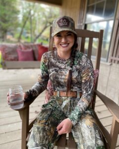 Hannah Barron: Outdoor Influencer Extraordinaire - Facts People