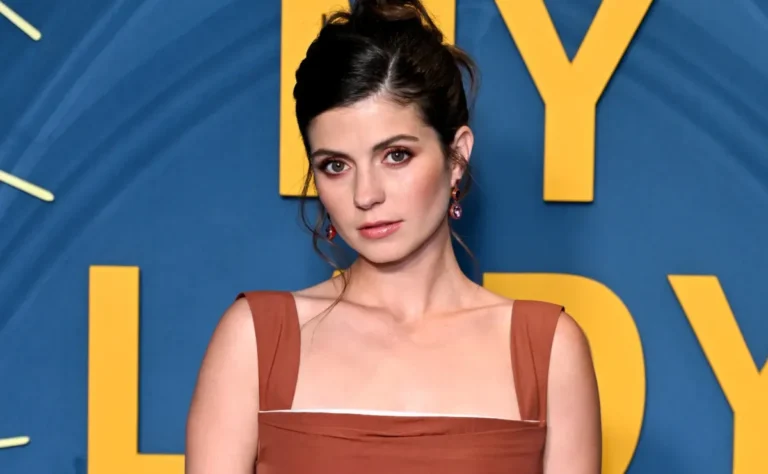 Emily Bader Age: Learn Her Real Age Today!